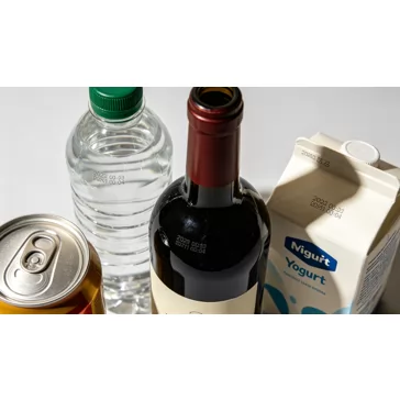 Cómo los Fabricantes de Bebidas Garantizan una Codificación de Fechas Precisa
